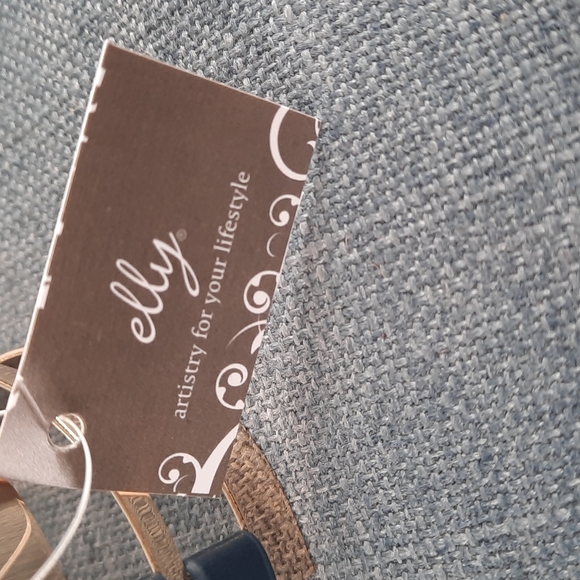 Fun Leather Strap Button Closure Cuff Bracelet Navy Blue Gold Metal Bands - Picture 7 of 7